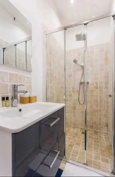 Cosy -2p- Place De Clichy-gare Saint Lazarre Apartment Paris