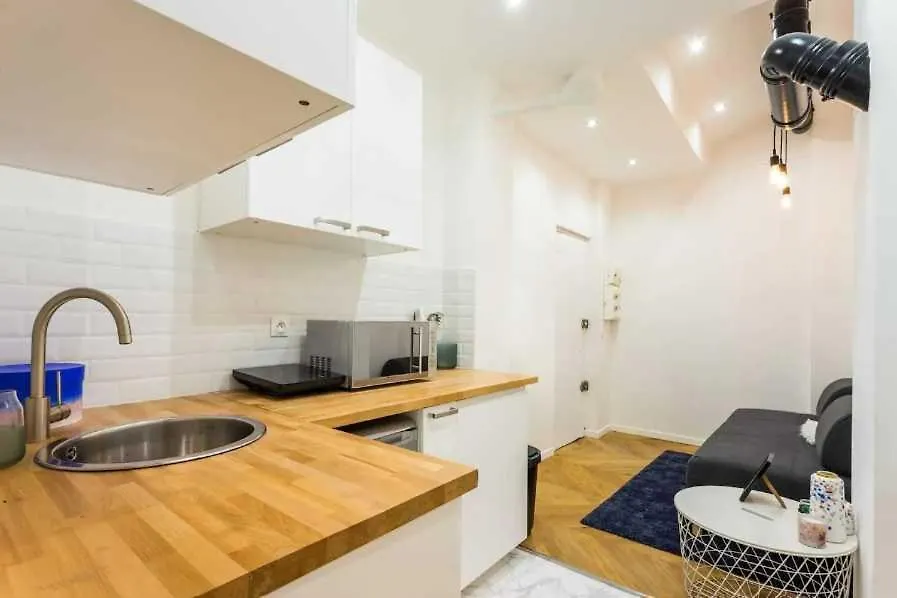 Cosy -2p- Place De Clichy-gare Saint Lazarre 巴黎